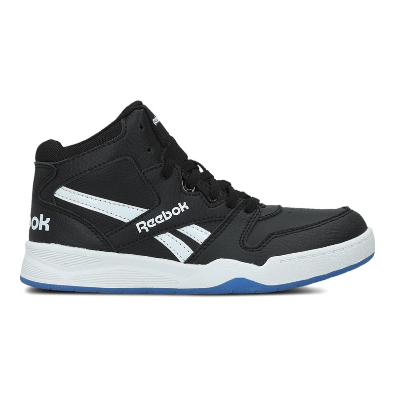 Bb4500 Court, Crna