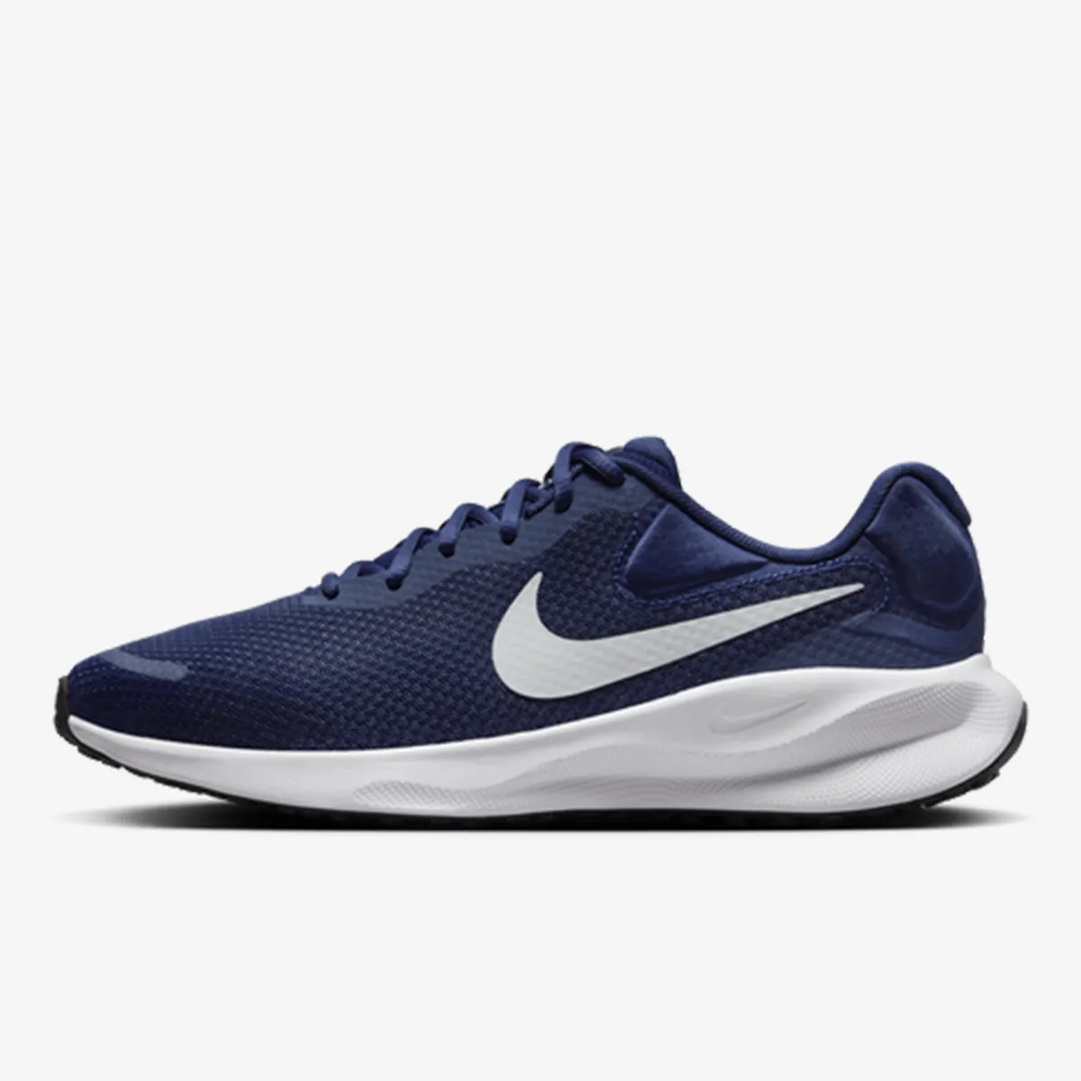 Nike Revolution 7