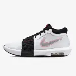 LeBron Witness VIII, Bela