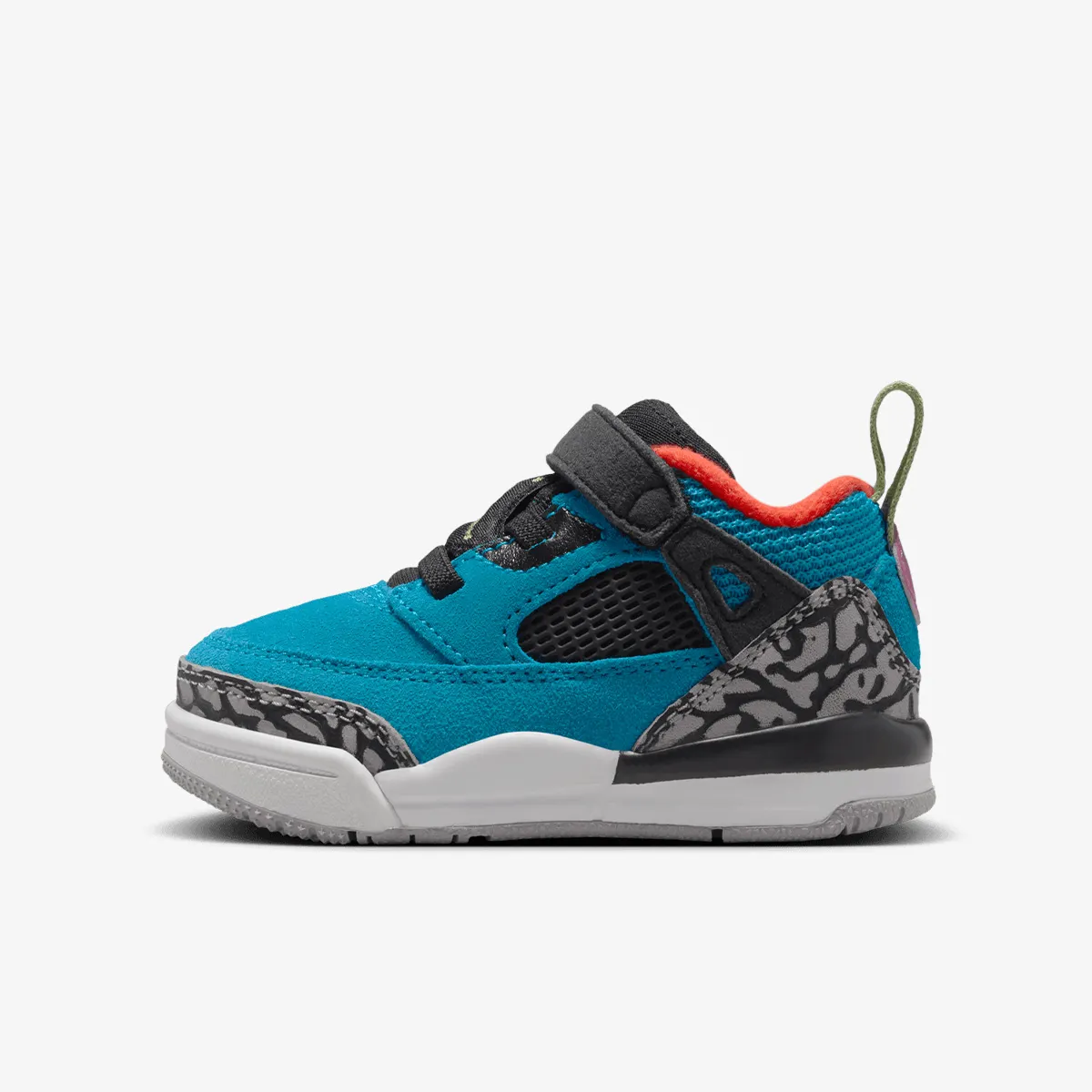Spizike Low, Plava