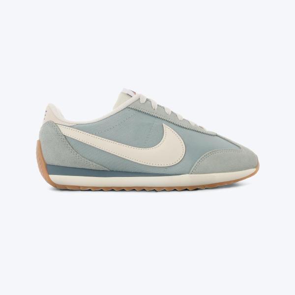 Nike pacific