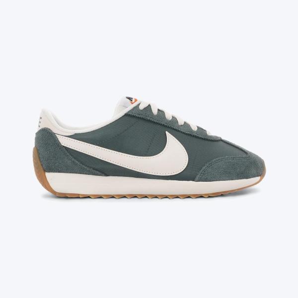 Nike pacific