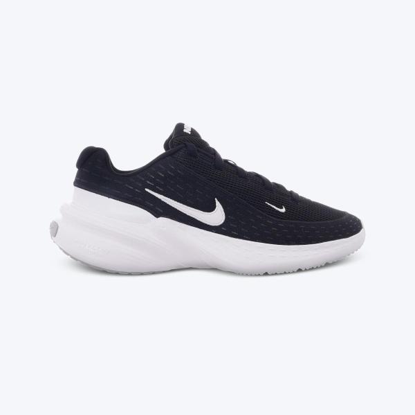 Nike uplift sc