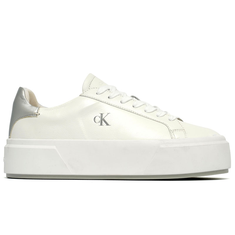 Flatform Lace Up